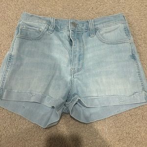 Hollister High rise jean short